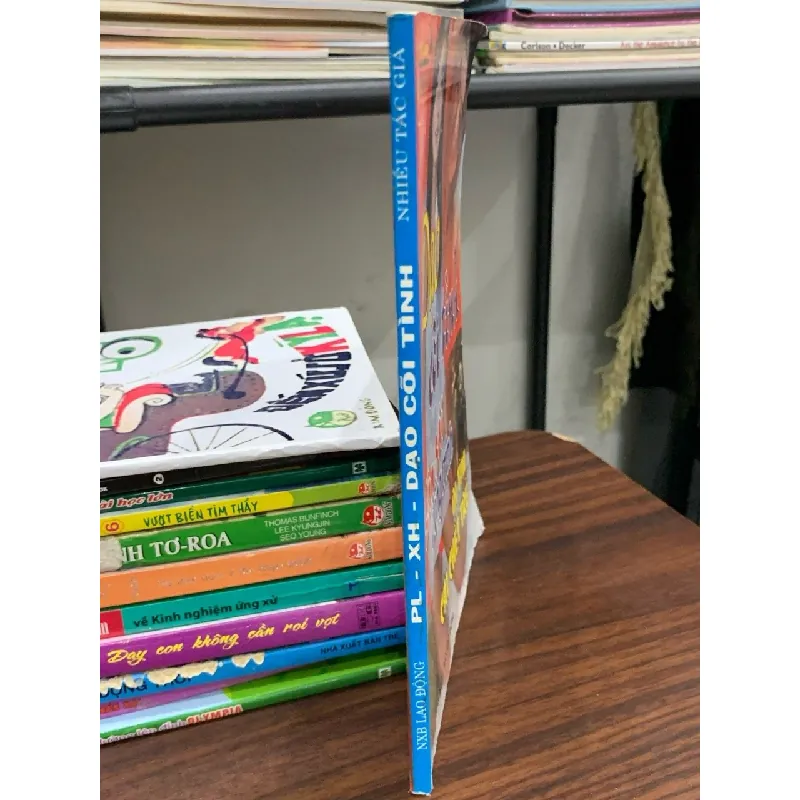 Đi dạo cõi tình- Nhiều tác giả 600797