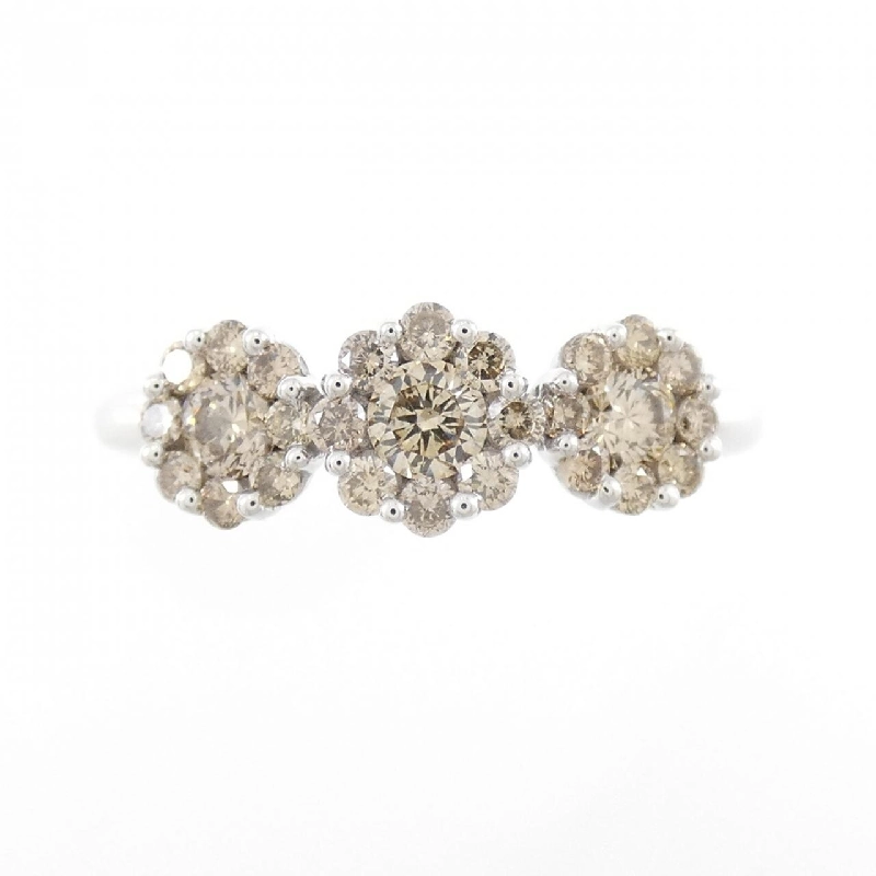 Nhẫn kim cương hoa K18WG 0.56CT 670329