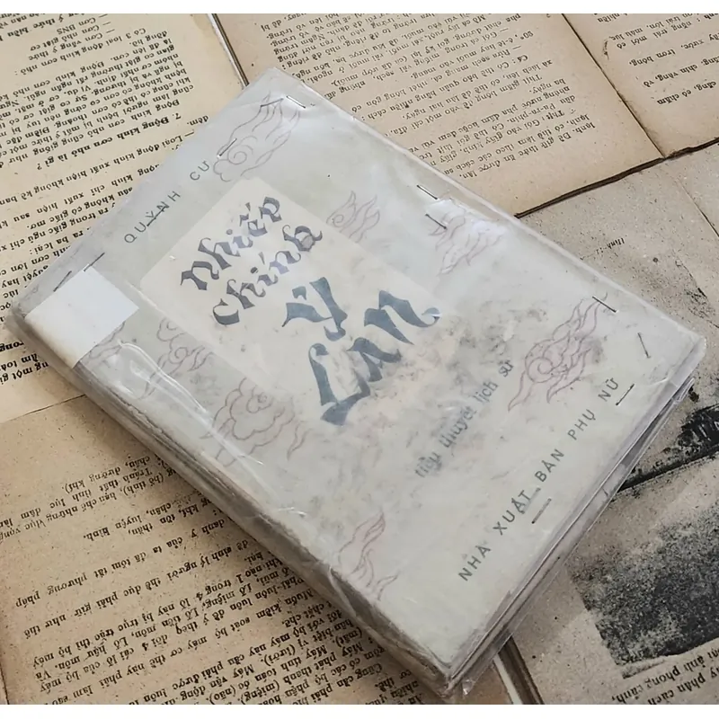 Tiểu thuyết lịch sử "Nhiếp Chính Ỷ Lan" - Quỳnh Cư 708050