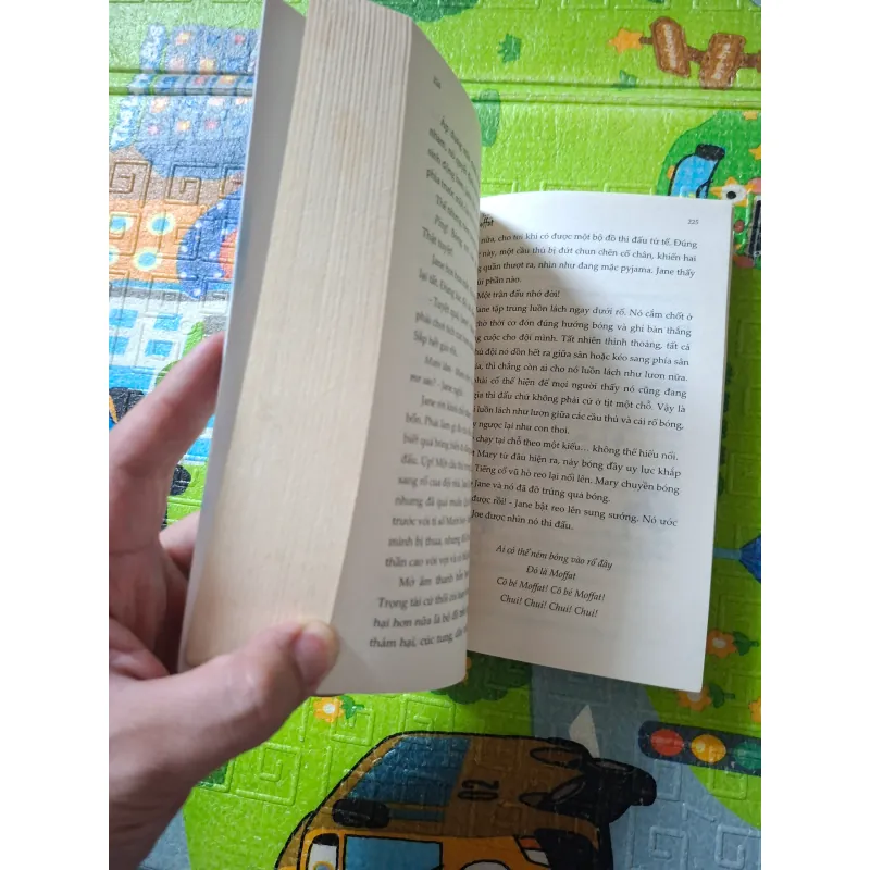 Thứ nữ nhà Moffat (The Middle Moffat) 2 781568