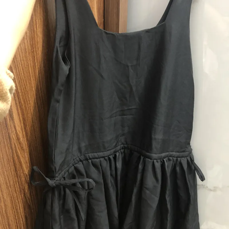 Đầm yếm 2 dây dáng bí phồng 731297