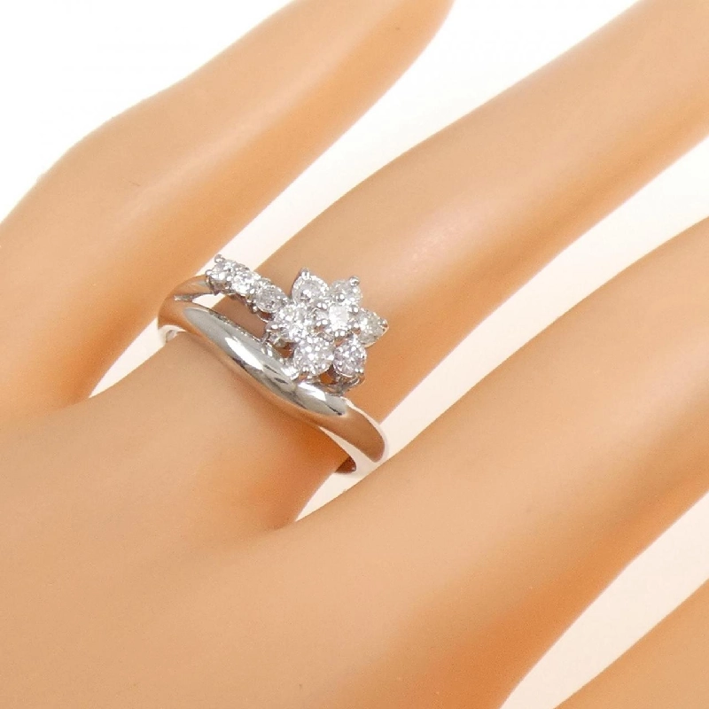 Nhẫn kim cương hoa PT900 0.50CT - Hàng hiệu Authentic 852136