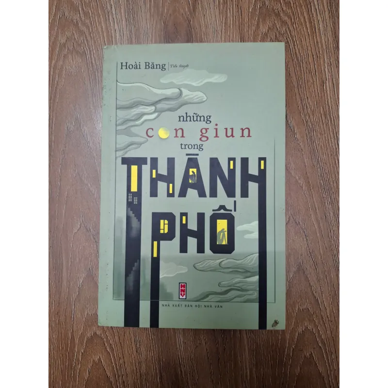 Những con giun trong thành phố - Hoài Băng - Tiểu thuyết 780025