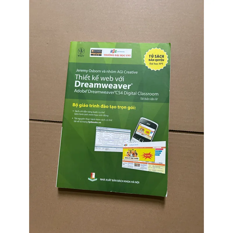 Thiết kế web với Dreamweaver 736662