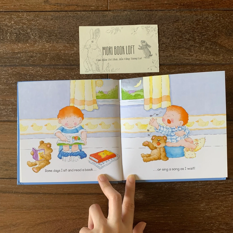 Sách tranh tiếng anh The Potty Book for Boys, Used, Bìa cứng 478669