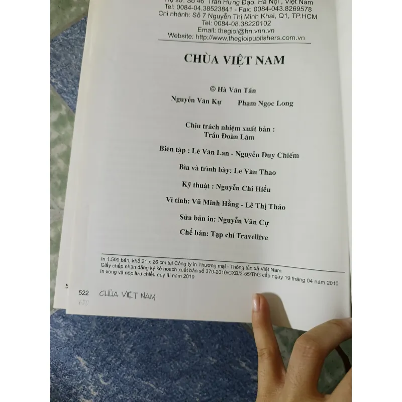 Chùa Việt Nam - Hà Văn Tấn & Nguyễn Văn Kự & Phạm Ngọc Long 748809