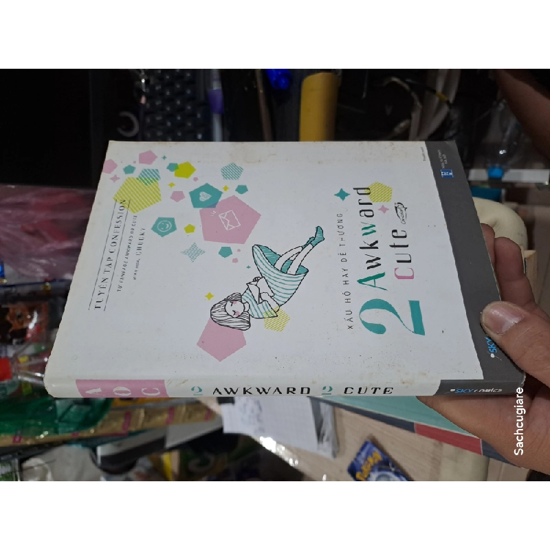 2 Awkward 2 cute 2017 mới 80% ố nhẹ (Truyện tranh ) HCM1804 1022000
