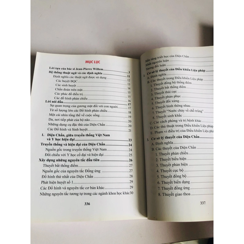 📘 DIỆN CHẨN ABC – Bùi Quốc Châu  Sách in màu, giấy bóng 530529