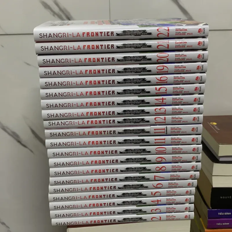 Truyện thợ săn game rác khiêu chiến game thần thánh. Combo tập 2 đến 22.  989664