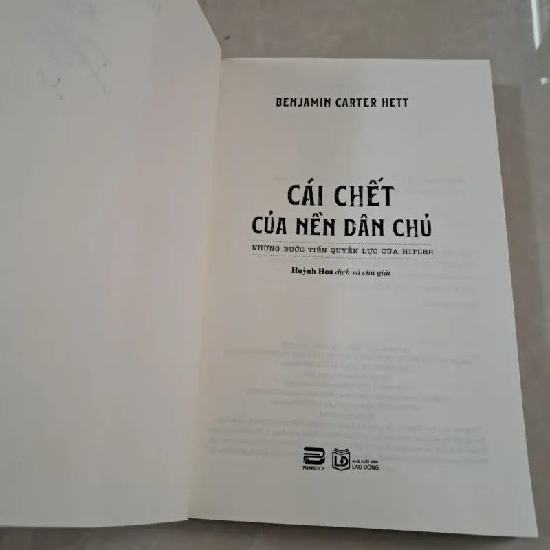 CÁI CHẾT CỦA NỀN DÂN CHỦ.
 785031