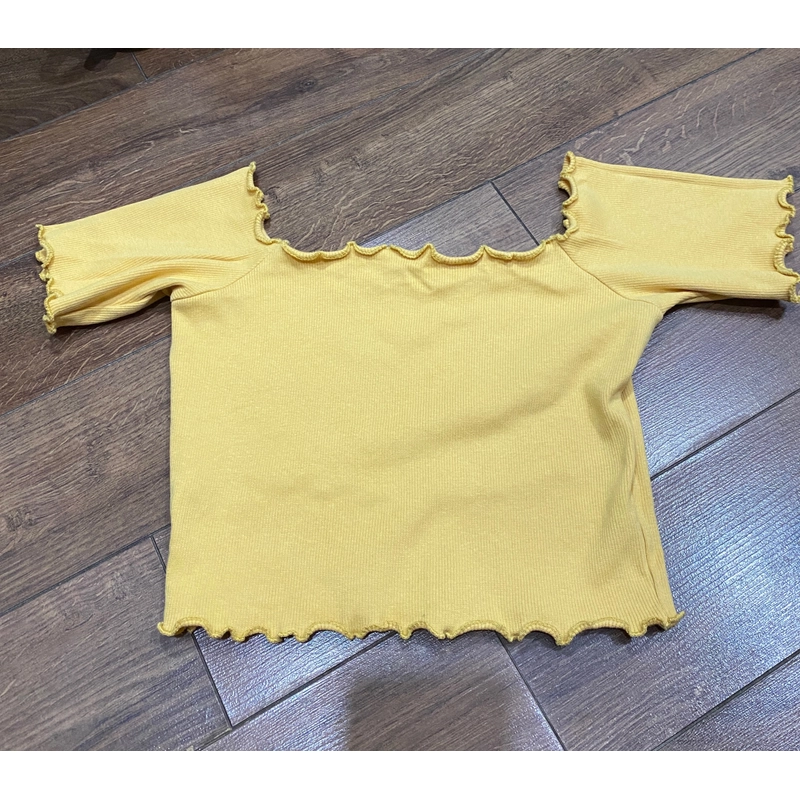 QUÀ 0Đ CHO ĐƠN HÀNG QUẦN ÁO/ ĐỒ DÙNG KHÁC TRONG SHOP**** ÁO CROPTOP FREESIZE VÀNG 537379