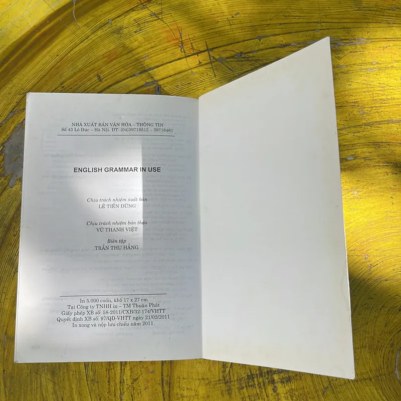 ENGLISH GRAMMAR IN USE- RAYMOND MURPHY- 130 BÀI NGỮ PHÁP TIẾNG ANH 736797