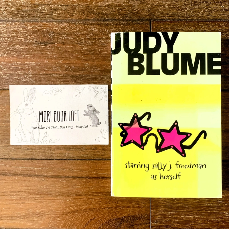 Sách ngoại văn Starring Sally J. Freedman as Herself – Judy Blume, Used, trình độ B2 498799