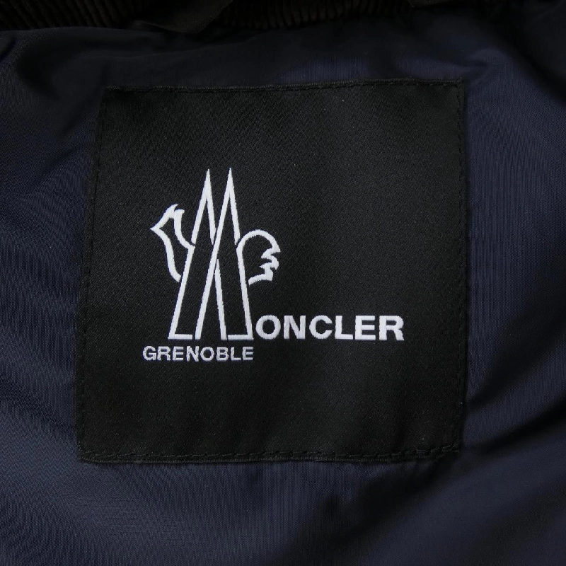 MONCLER GRENOBLE KRACHAN KRACHAN Áo gile - Hàng hiệu Chính hãng 889892
