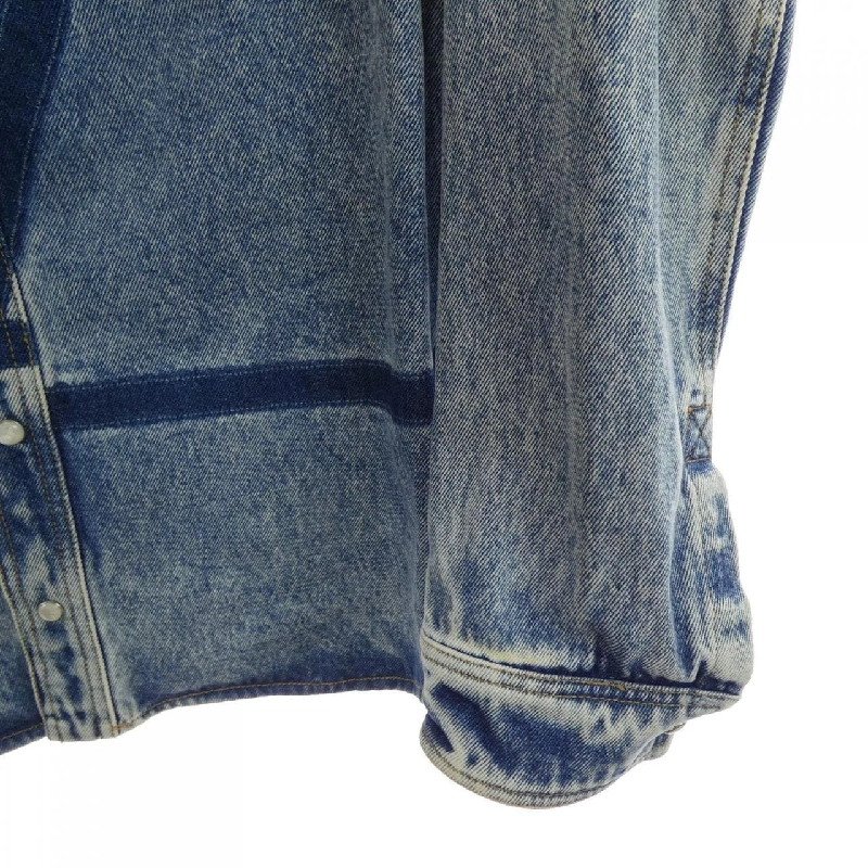 Áo khoác denim VALENTINO XV3DB01I847 - Hàng hiệu Authentic 894527