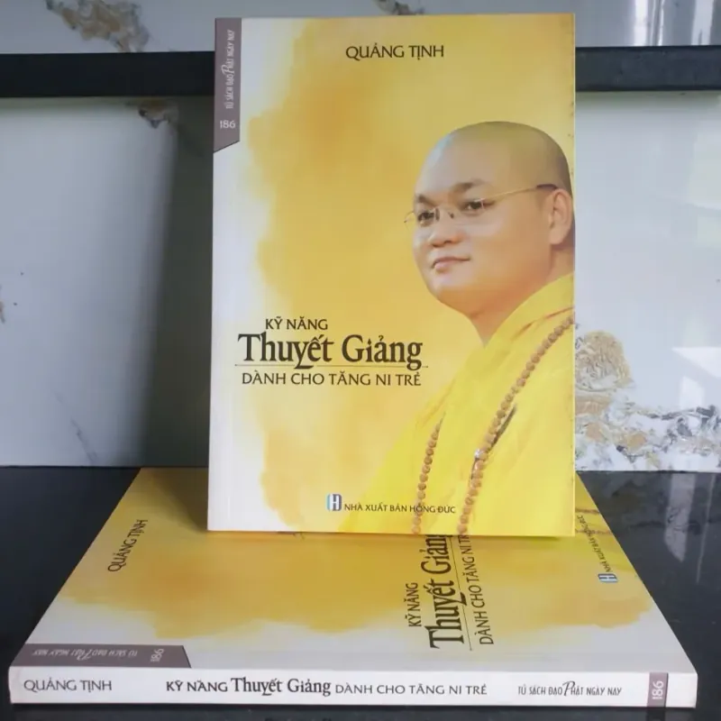 Sách Kỹ Năng Thuyết Giảng Dành Cho Tăng Ni Trẻ - Quảng Tịnh 641299