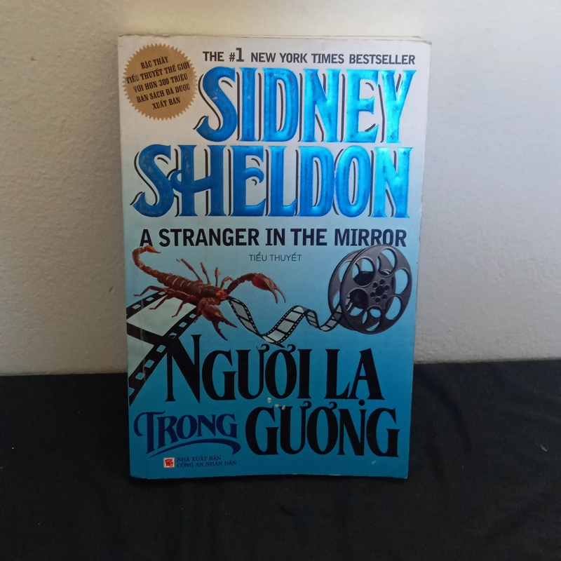 Người Lạ Trong Gương- SIDNEY SHELDON 548304