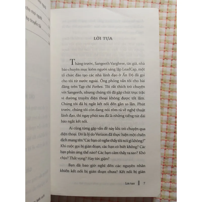 AI CŨNG GIAO TIẾP NHƯNG MẤY NGƯỜI KẾT NỐI - JOHN C.MAXWELL 751286