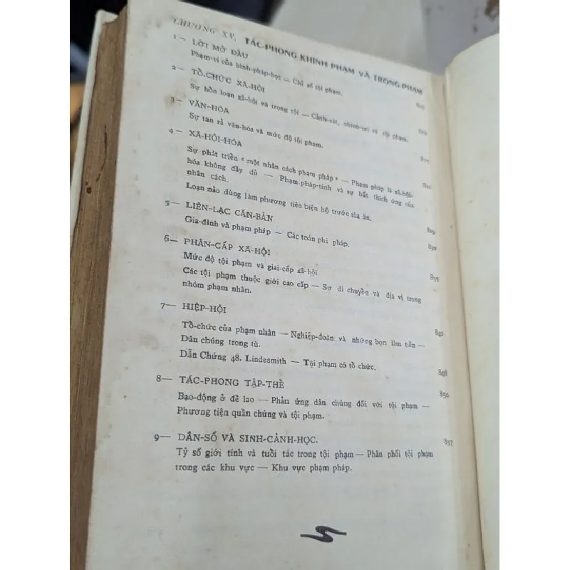 Xã hội học giảng luận và dẫn chứng - Leonard Broom & Philip Selznick 696018