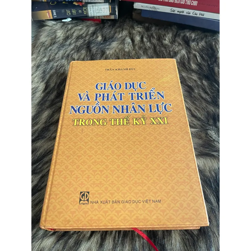 Giáo dục phát triển nguồn nhân lực trong thế kỹ xxi 596521