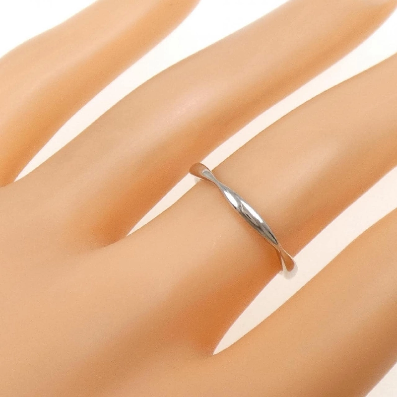 Nhẫn Camelia Chanel - Hàng hiệu Authentic 832723