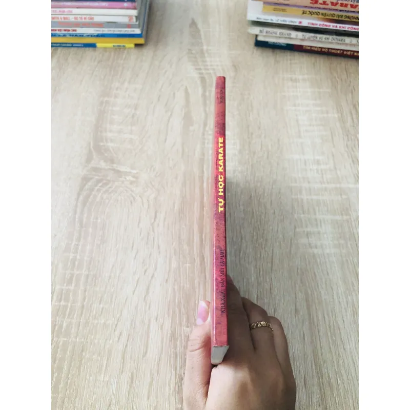 TỰ HỌC KARATE 1011239