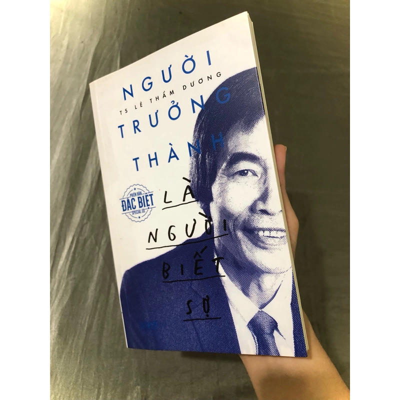 Sách “Người trưởng thành là người biết sợ” 502090