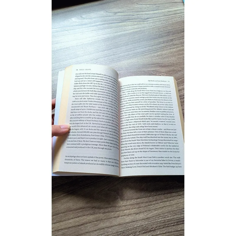 Coast: Our Island Story (Penguin Book, UK) - A Journey of Discovery Around Britain's Co... 722989