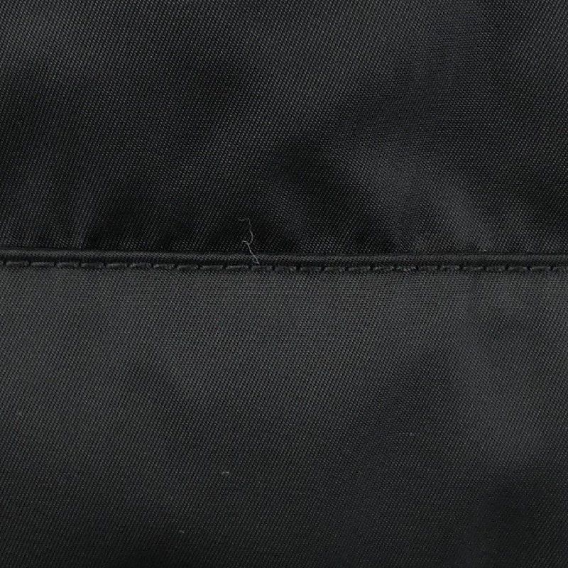 Áo khoác PRADA - Hàng hiệu Authentic 900241