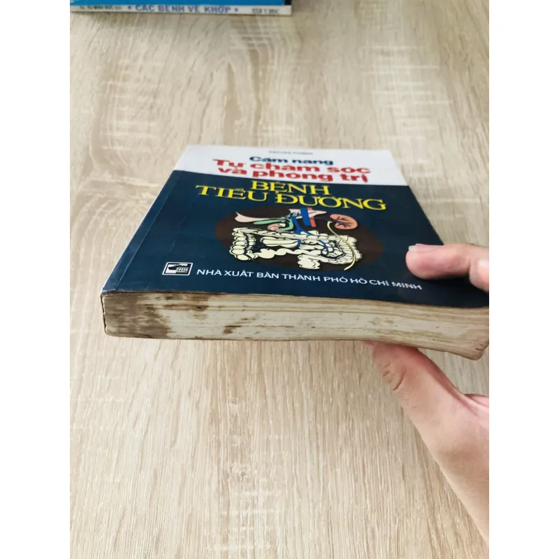 CẨM NANG TỰ CHĂM SÓC VÀ PHÒNG TRỊ BỆNH TIỂU ĐƯỜNG  1017686