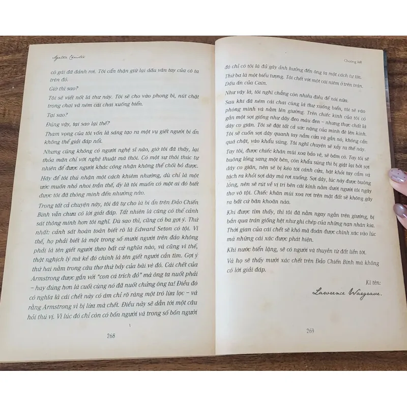 Tiểu thuyết trinh thám của nữ nhà văn Agatha Christie: MƯỜI NGƯỜI DA ĐEN NHỎ (269 trang) 717835