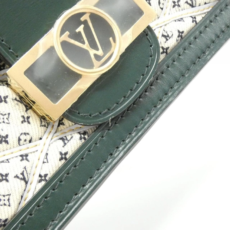 Túi bum Louis Vuitton Dauphine M53228 619462