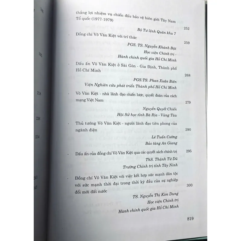 SÁCH ĐỒNG CHÍ VÕ VĂN KIỆT VỚI CÁCH MẠNG VIỆT NAM 730544