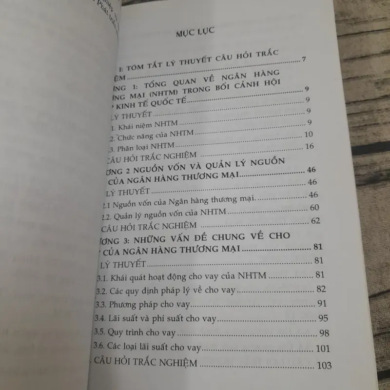 Bài tâp-Bài giải Nghiệp vụ Ngân hàng Thương mại Tín dụng. Chủ biên Phó GS TS Phan Thị Cúc. 675443