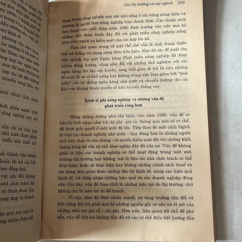 Từ kế hoạch đến thị trường - Adam Fforde 727851