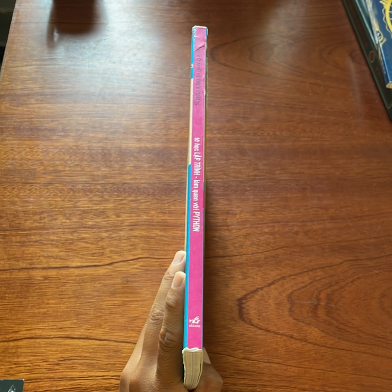 II Tựa sách: Tớ Học Lập Trình _ Làm Quen Với Python - Louie Stowell, Rosie Dickins - 2019 499675