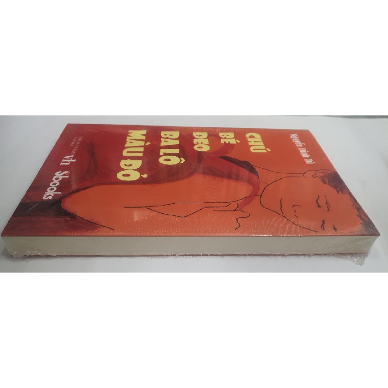CHÚ BÉ ĐEO BALO MÀU ĐỎ 5798