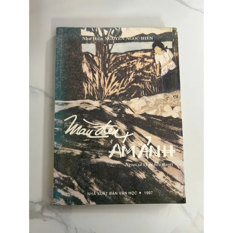 Màu Đen Ám Ảnh (Ngoại sử, ký, tiểu thuyết) - Như Hiền Nguyễn Ngọc Hiền 708110