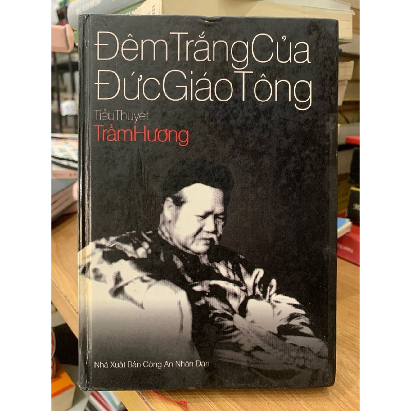 Đêm trâng của Đức Giáo Tông -Trầm Hương 758618