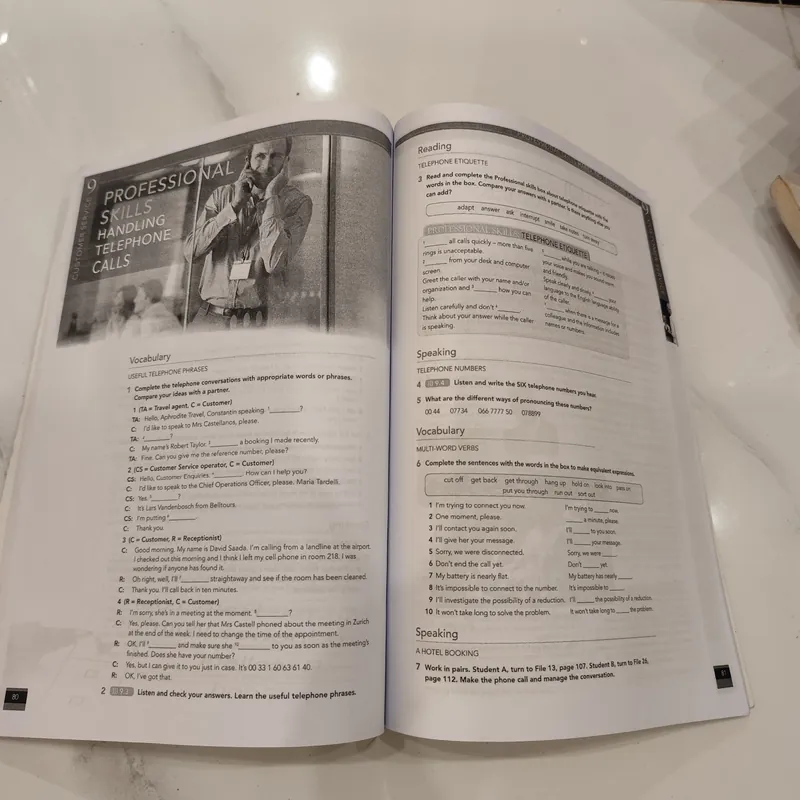 English for International Tourism: intermediate Coursebook 575098