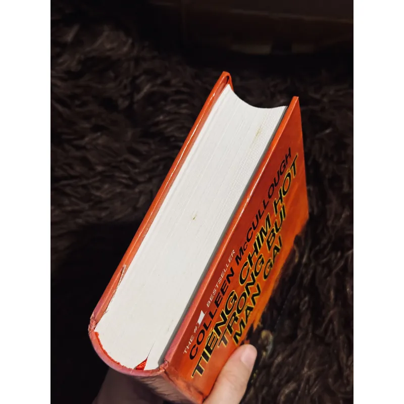 Tiếng chim hót trong bụi mận gai 997909