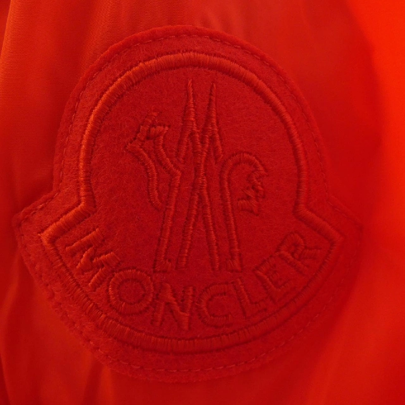 【Khuyến mãi】Áo khoác Moncler MONCLER 643252