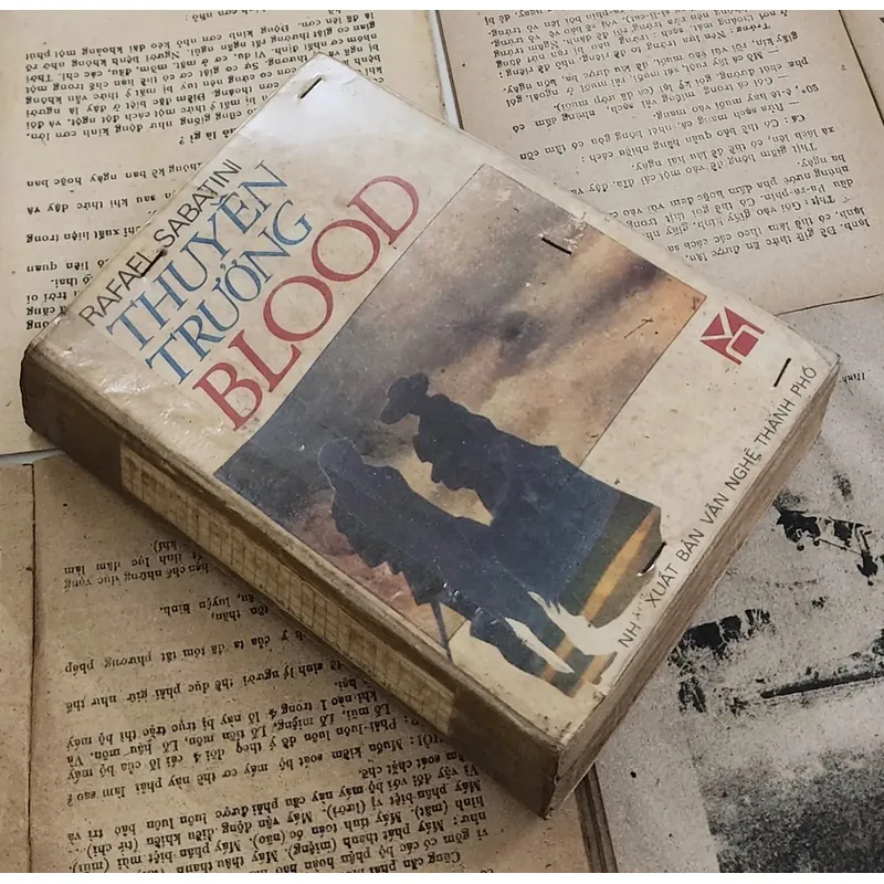 Tiểu thuyết của Rafael Sabatini: THUYỀN TRƯỞNG BLOOD 727124