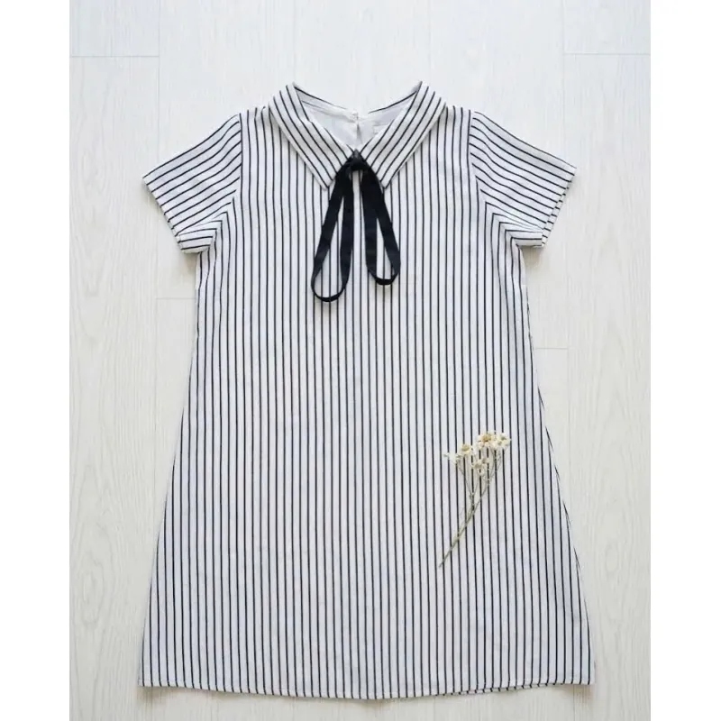 Quần áo giá hạt dẻ 1038078