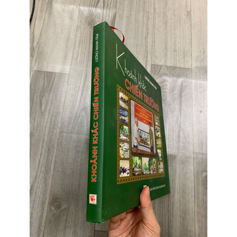 Khoảnh khắc chiến trường - lương mạnh tâm. 518409
