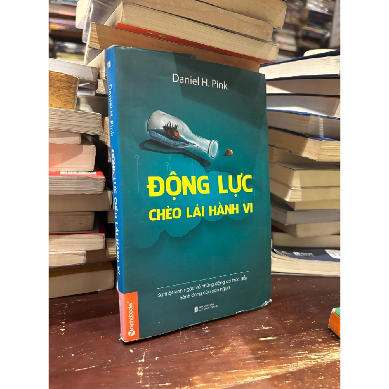 Động lực chèo lái hành vi - Daniel H. Pink 377347