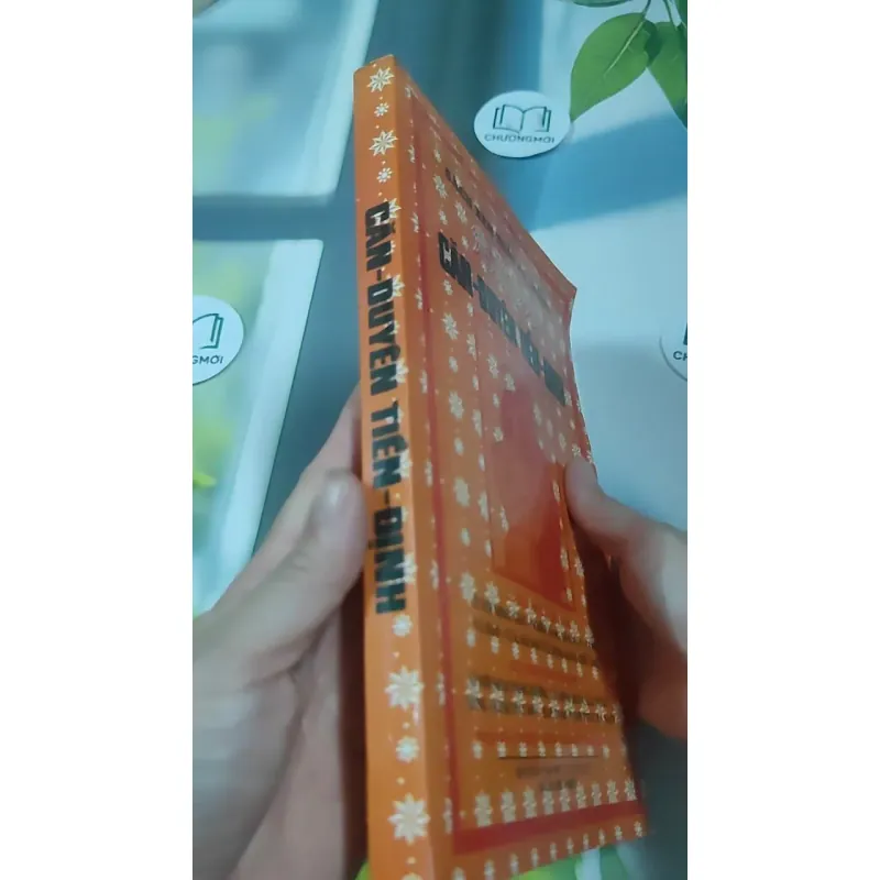 Sách Xem Tuổi Vợ Chồng Căn Duyên Tiền Định - Dương Công Hầu 727383