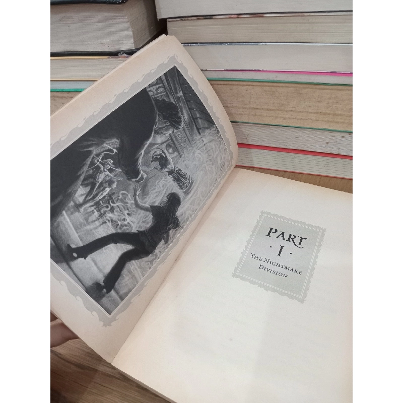 NIGHTMARE ACADEMY Series - Dean Lorey 748786