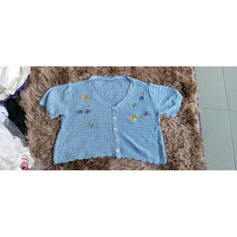 Áo kiểu nữ đa dạng mẫu mã, màu sắc, chất liệu 973650