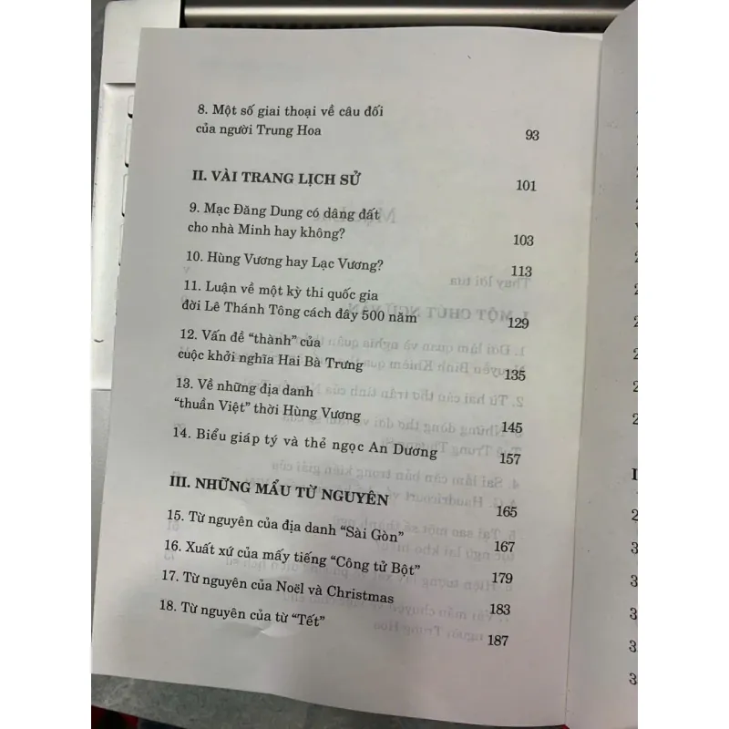 NHỮNG TIẾNG TRỐNG QUA CỬA CÁC NHÀ SẤM - HUỆ THIÊN 712533